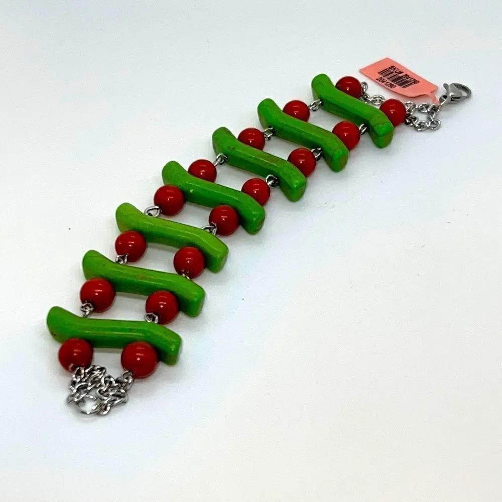 Beautiful Red And Green Beaded Christmas Inspired Bracelet